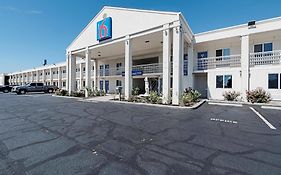 Motel 6 in Martinsburg Wv